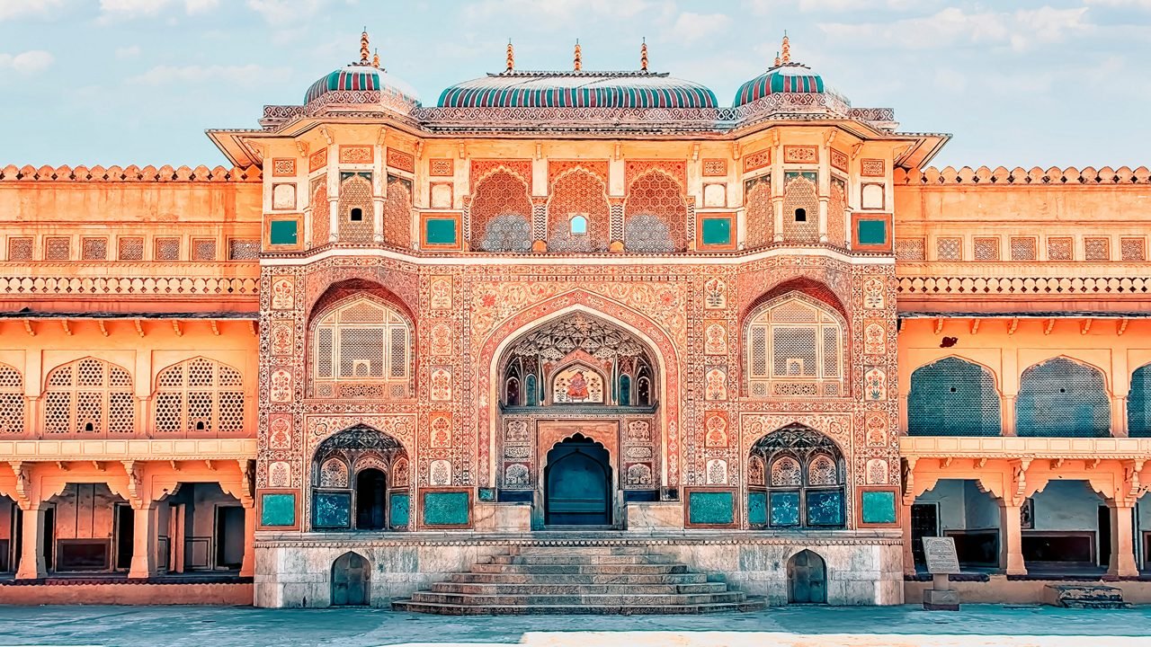 Palaces, Forts & Hills: Rajasthan Heritage Tour